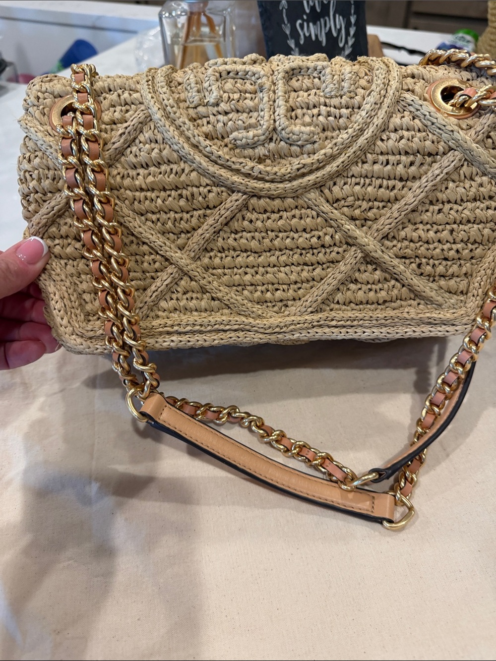 Like New Tory Burn Woven Straw Shoulder Bag with Gold Chain Strap - Beige